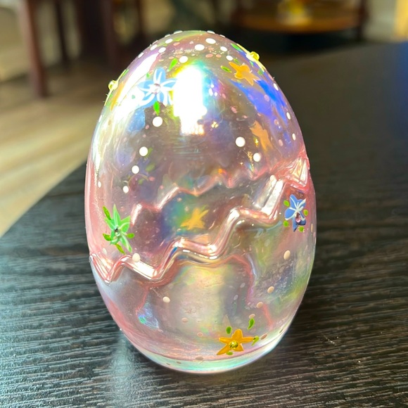 Vintage Pink Iridescent Glass Egg Dish Hand Painted Tealight Candle Holder - Picture 3 of 11